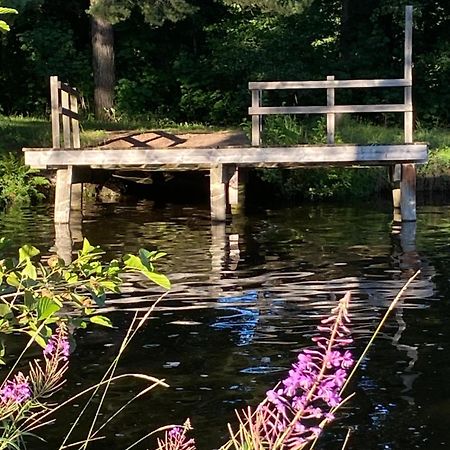 Roeda Huset Villa Hallstahammar Eksteriør bilde