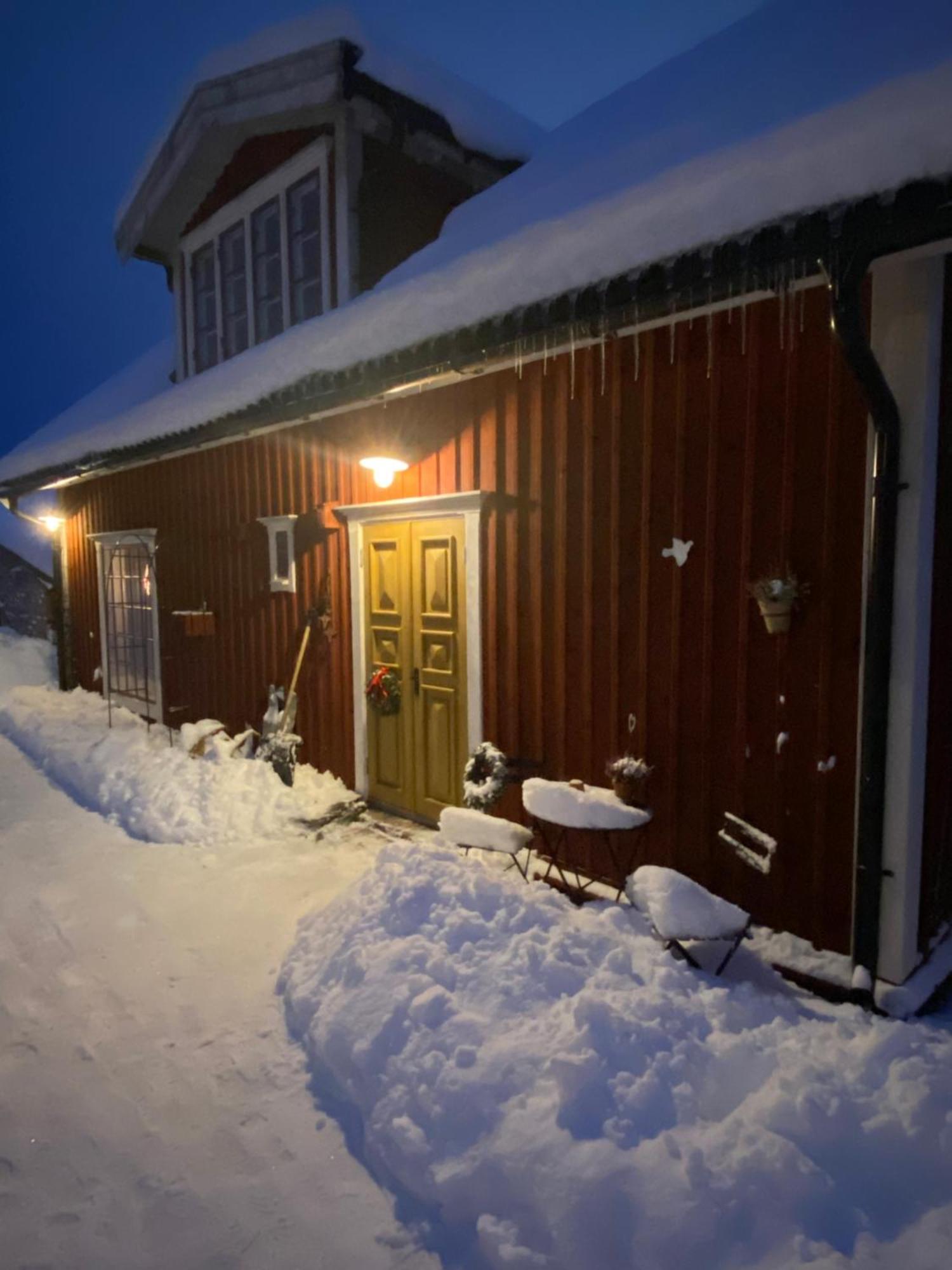 Roeda Huset Villa Hallstahammar Eksteriør bilde